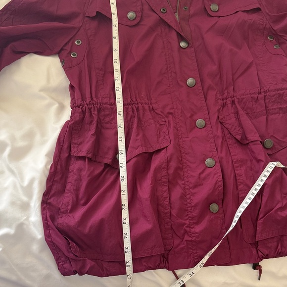 Burberry Brit Fuchsia Hooded Rain Jacket Women’s Size 6 Lightweight - Picture 10 of 11